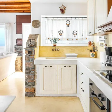 Hébergement de vacances Blue And White *