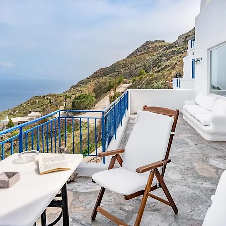 Blue And White Otziás