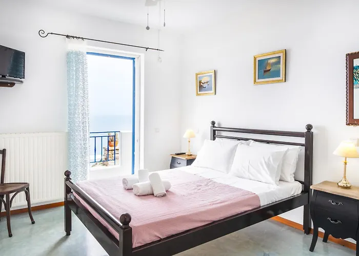 Semesterbostad Blue And White