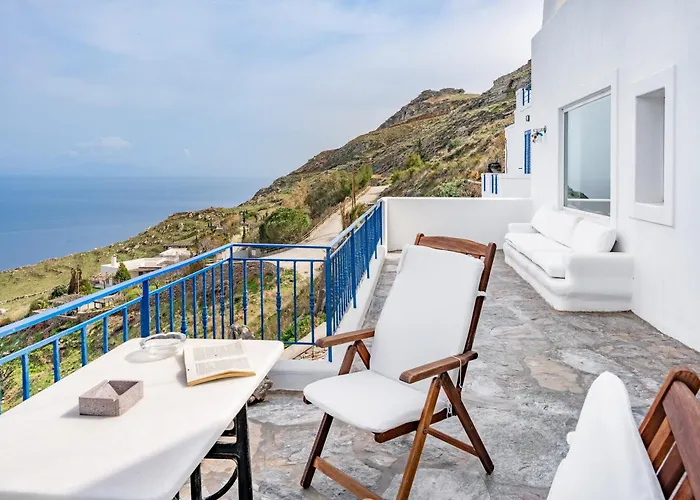 Blue And White Otziás